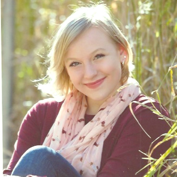 Meet your Posher, Carenna - Picture 1 of 1